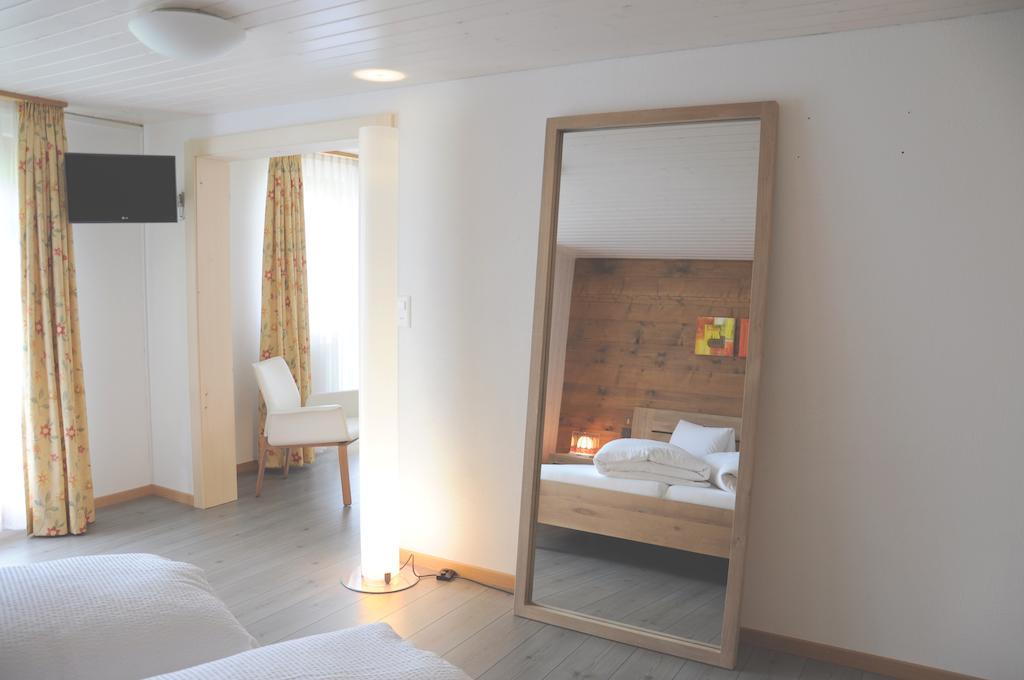 Hotel Tenne Reckingen エクステリア 写真