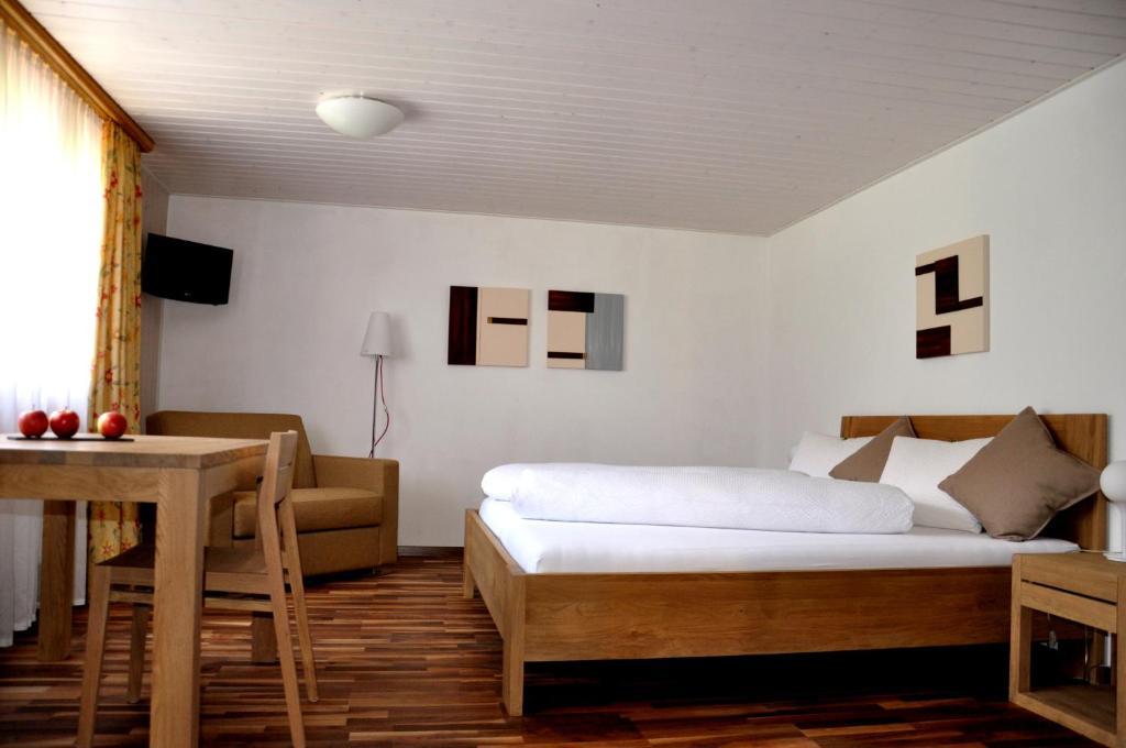 Hotel Tenne Reckingen 部屋 写真