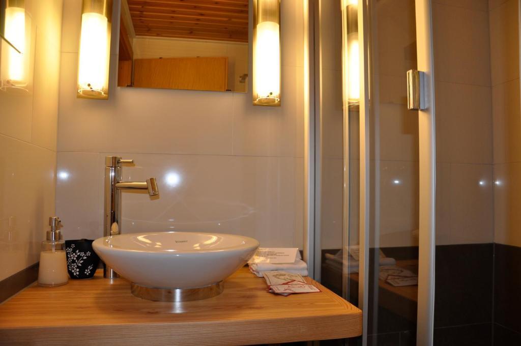Hotel Tenne Reckingen 部屋 写真