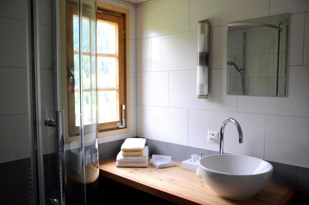 Hotel Tenne Reckingen 部屋 写真